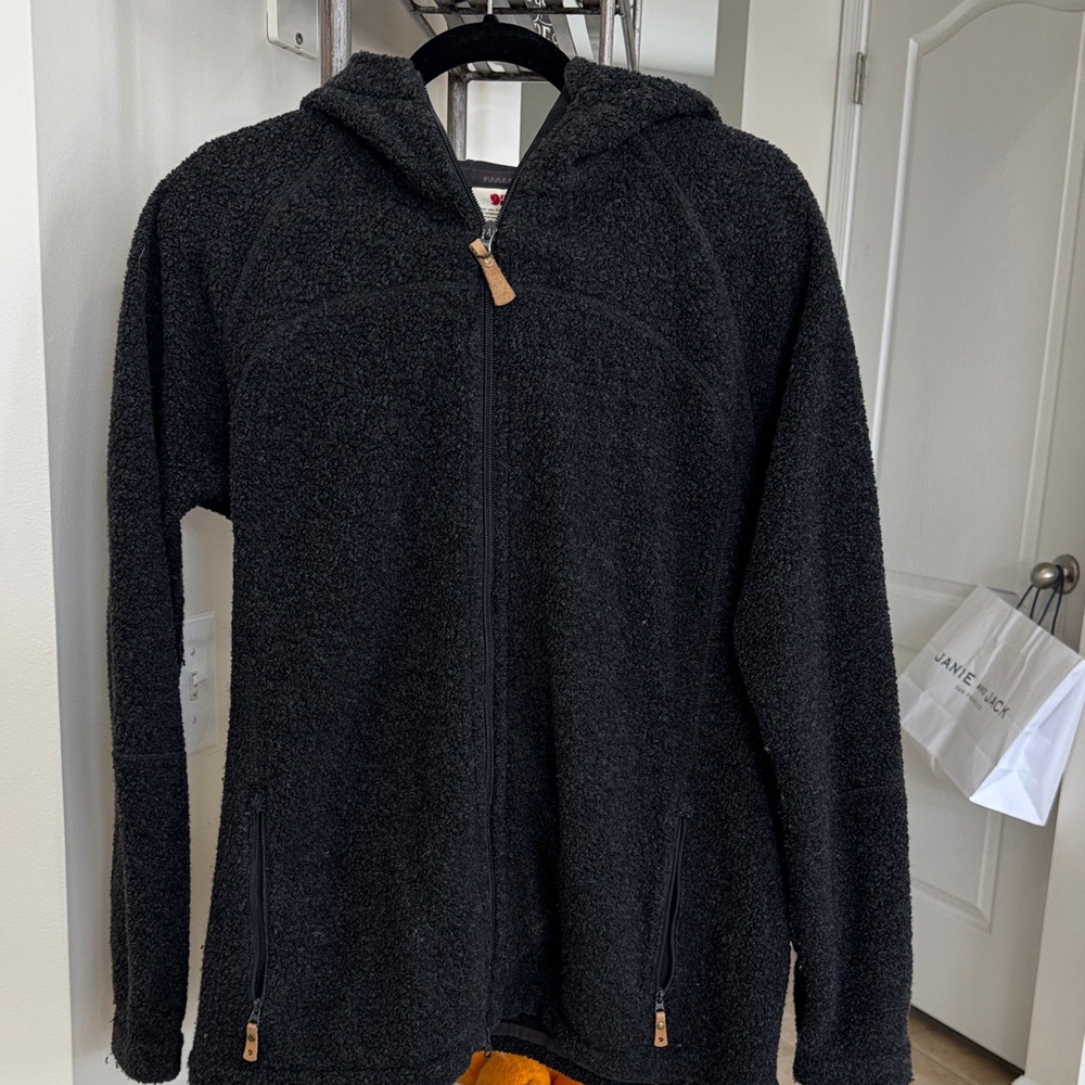 FjallRaven Grey/Black Hooded Zip-Up Jacket